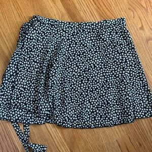 Wrap Mini Skirt. Size S